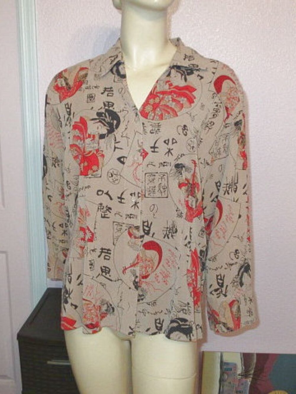 Vtg Tianello Suzy Blouse Top Size L Asian Floral Button Up Tencel Old Money NWT